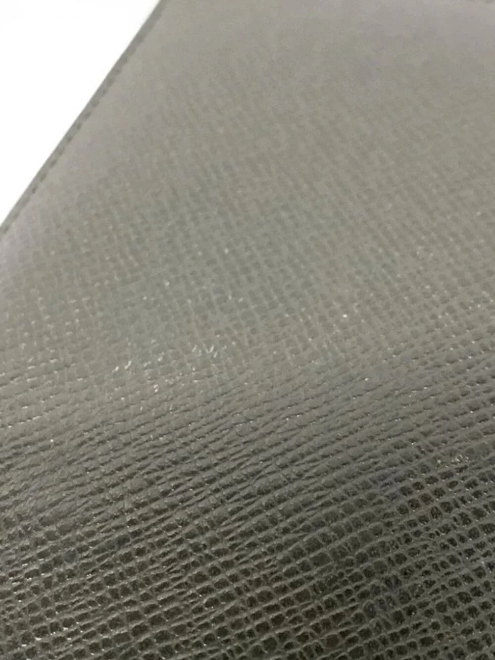 LOUIS VUITTON Zippy Wallet Vertical M32822 Ardoise Taiga Unclear Long Wallet